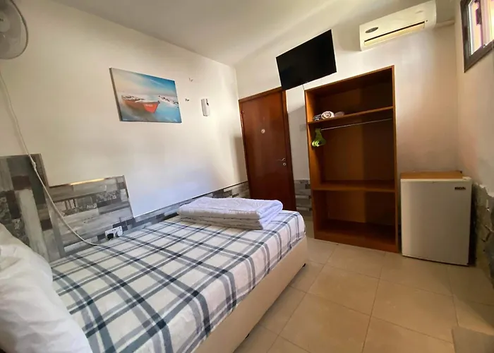 Marina\'S Rooms Xrisopolitissa Larnaca