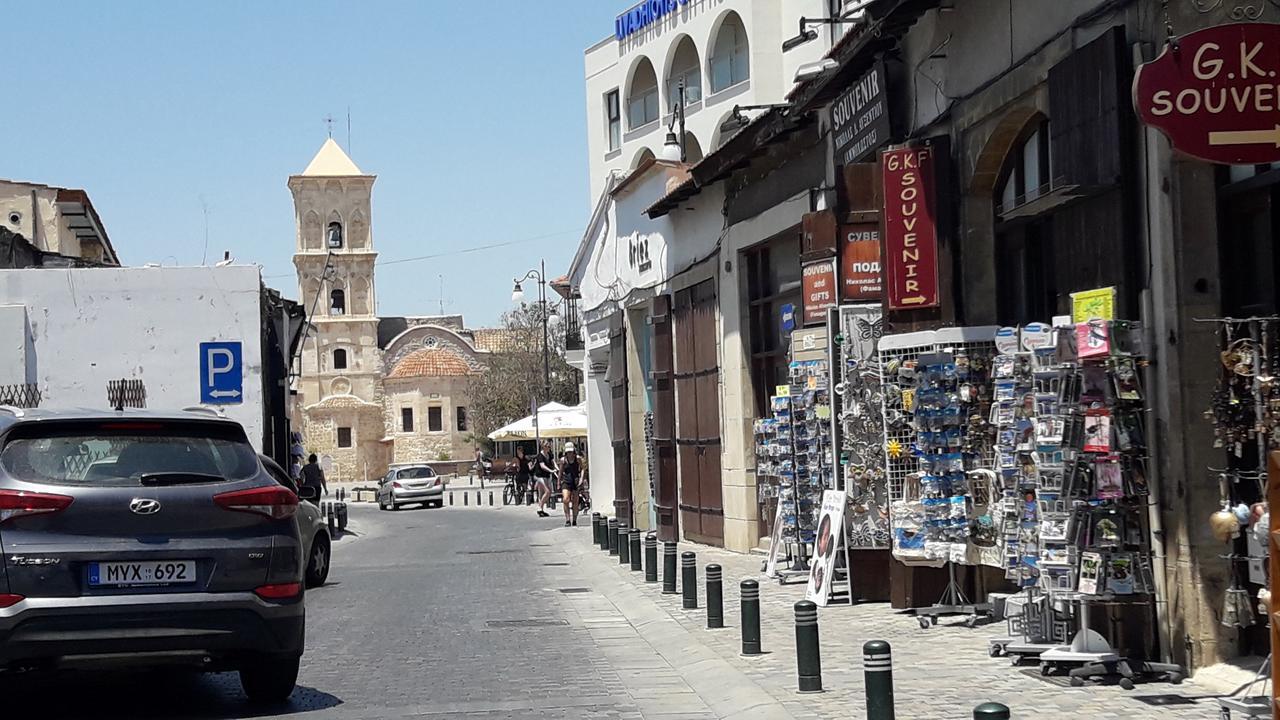 Marina's Xrisopolitissa * Larnaca